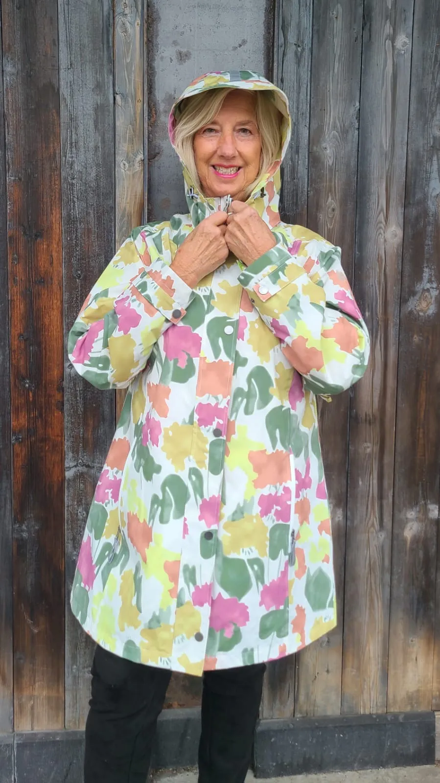 E1549R Flower Mix Raincoat