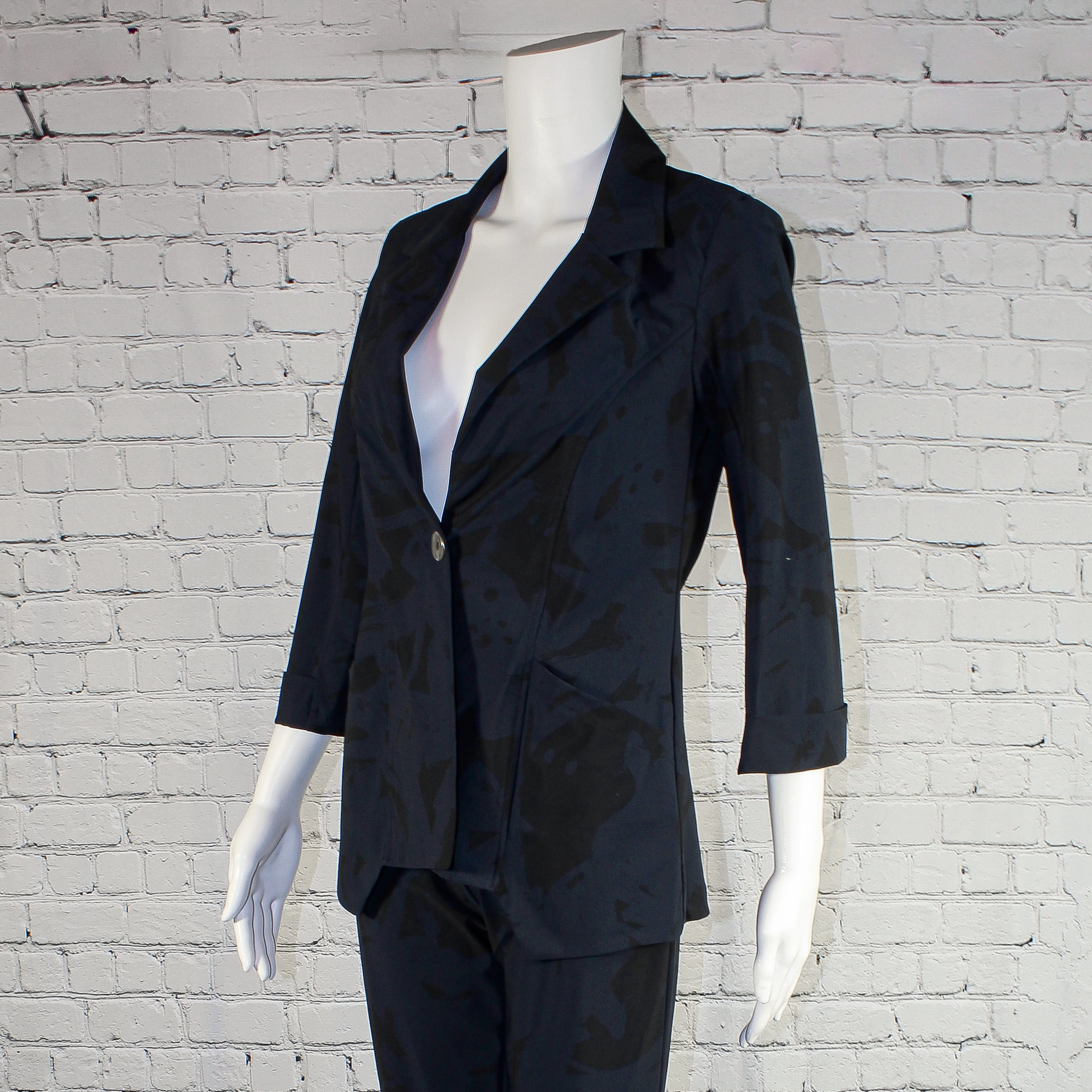 NEW! Jiffy Jacket in Melrose Shadow Print by Porto