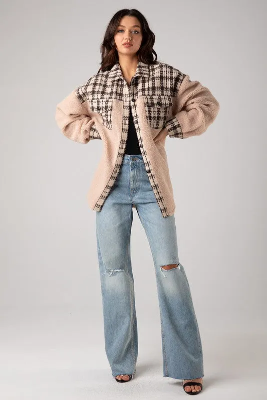 OVERSIZED PLAID SHEARLING JACKET