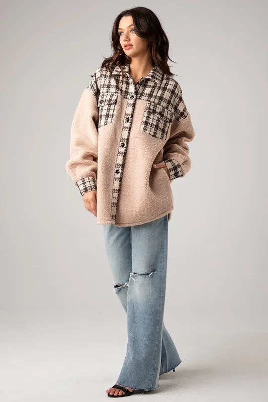 OVERSIZED PLAID SHEARLING JACKET