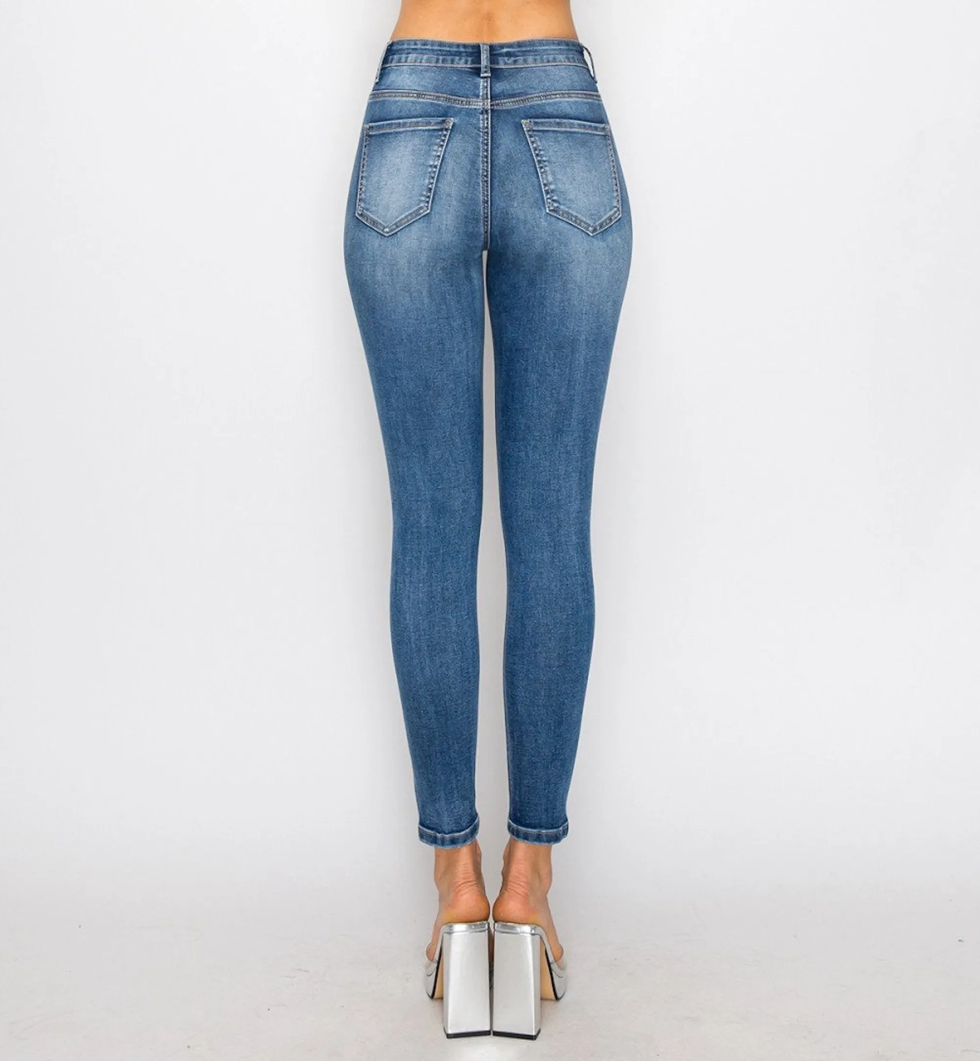 SKINNY JEANS LISOS TIRO ALTO 90330