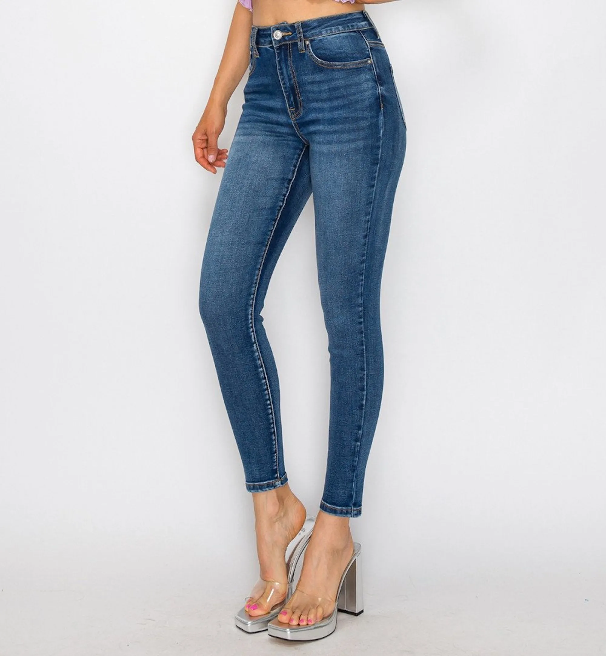 SKINNY JEANS LISOS TIRO ALTO 90330